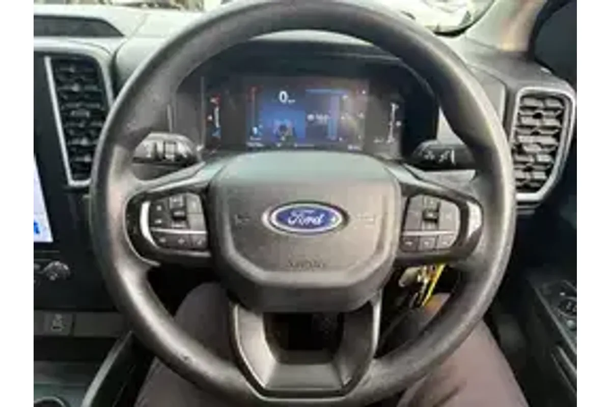 2023 Ford Ranger XL Hi-Rider Rear Wheel Drive 2.0L image 15