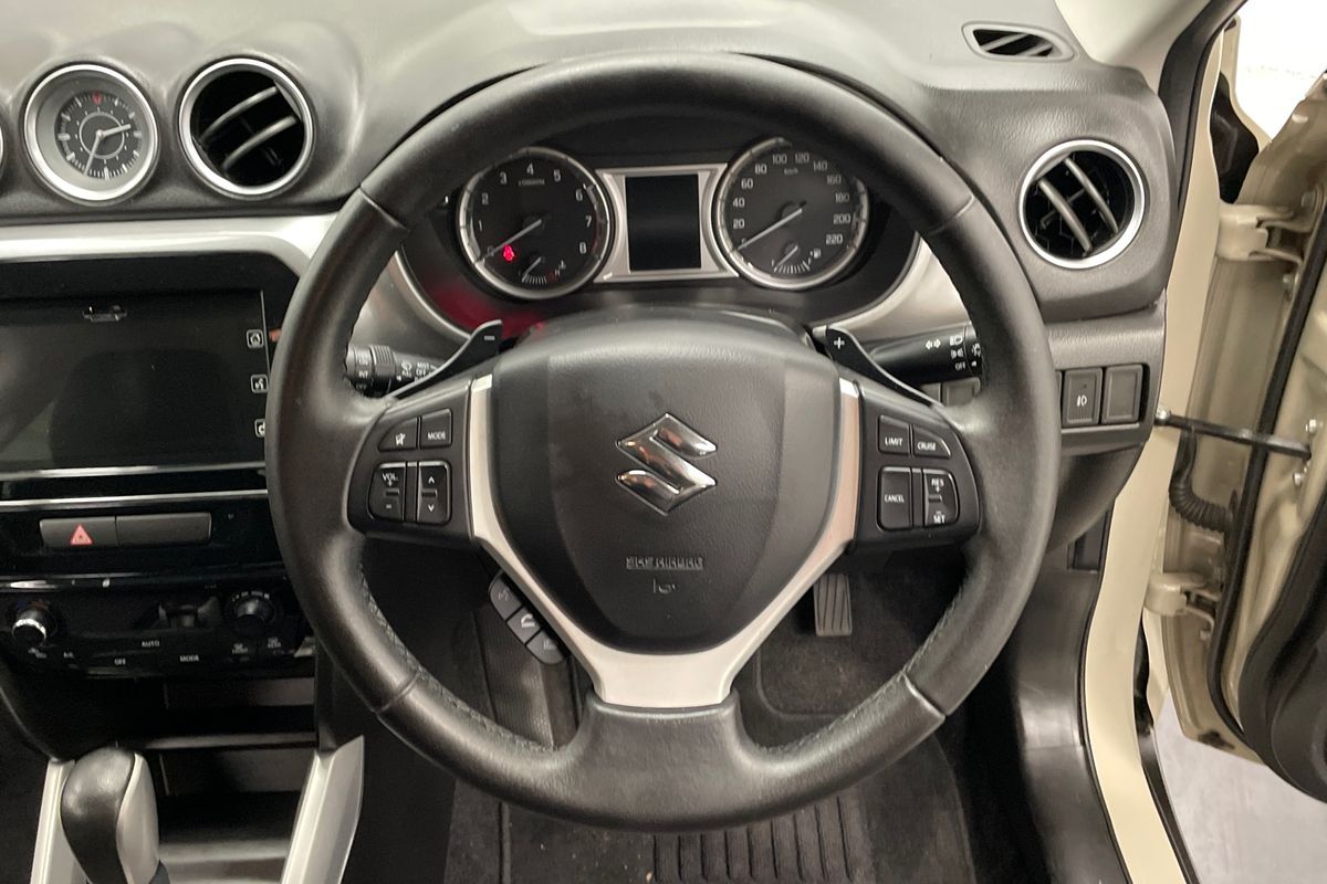 2017 Suzuki Vitara RT-S LY