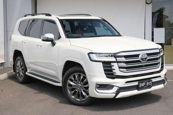 2023 Toyota Landcruiser Sahara ZX FJA300R