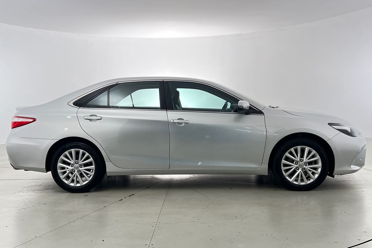 2016 Toyota Camry Atara SL