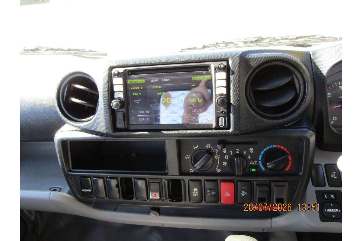 2018 Hino 300 Series 616 IFS AUTO SWB XZU605R 4x2