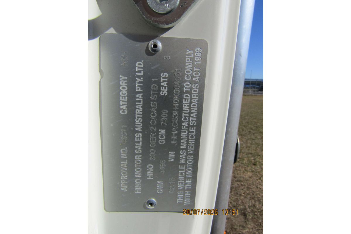 2018 Hino 300 Series 616 IFS AUTO SWB XZU605R 4x2 image 3