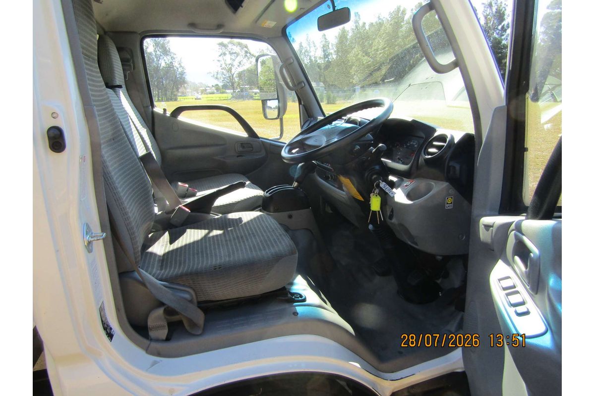 2018 Hino 300 Series 616 IFS AUTO SWB XZU605R 4x2 image 5