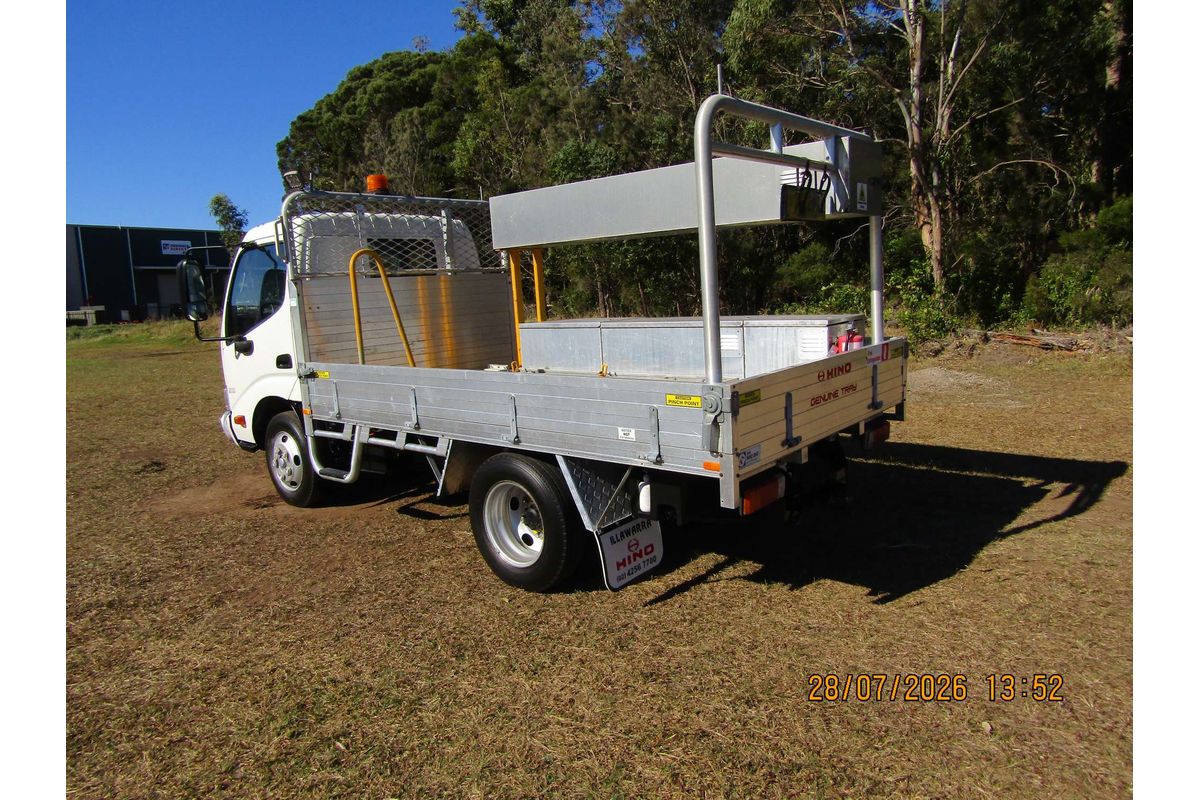 2018 Hino 300 Series 616 IFS AUTO SWB XZU605R 4x2 image 9