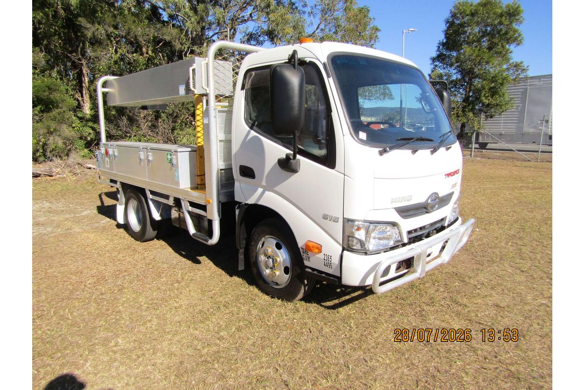 2018 Hino 300 Series 616 IFS AUTO SWB XZU605R 4x2 image 16