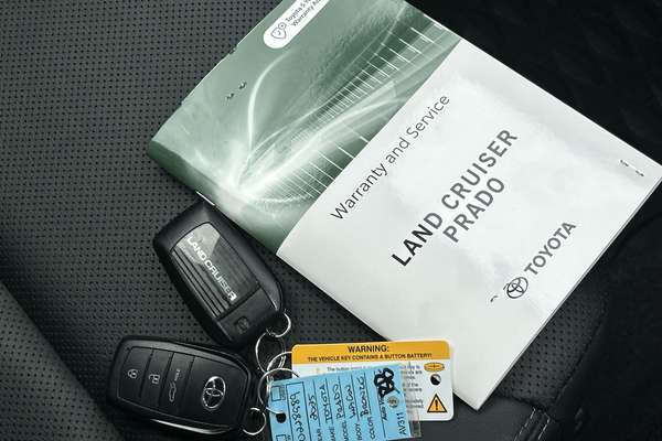 2025 Toyota Landcruiser Prado GXL GDJ251R thumb-22