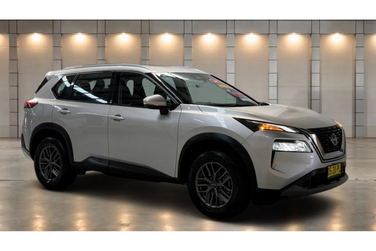 2024 Nissan X-TRAIL ST T33