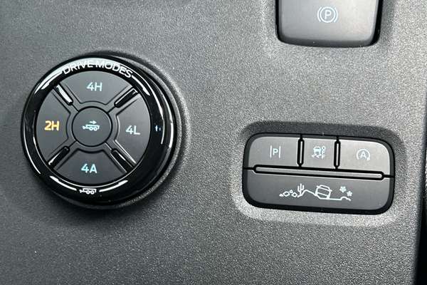 2025 Ford Everest Trend 2.0L thumb-15