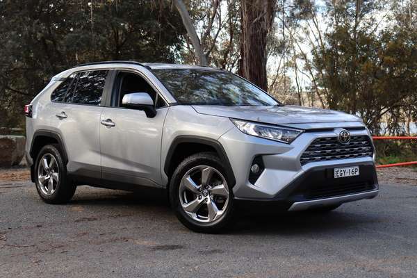 2020 Toyota RAV4 GXL MXAA52R