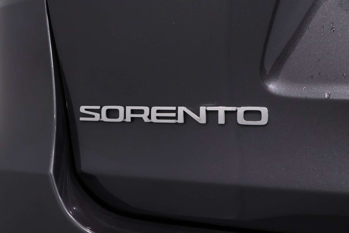 2018 Kia Sorento Si UM