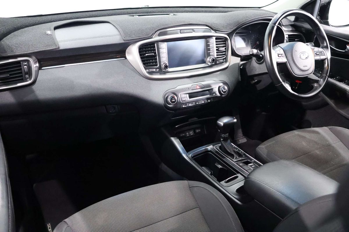 2018 Kia Sorento Si UM