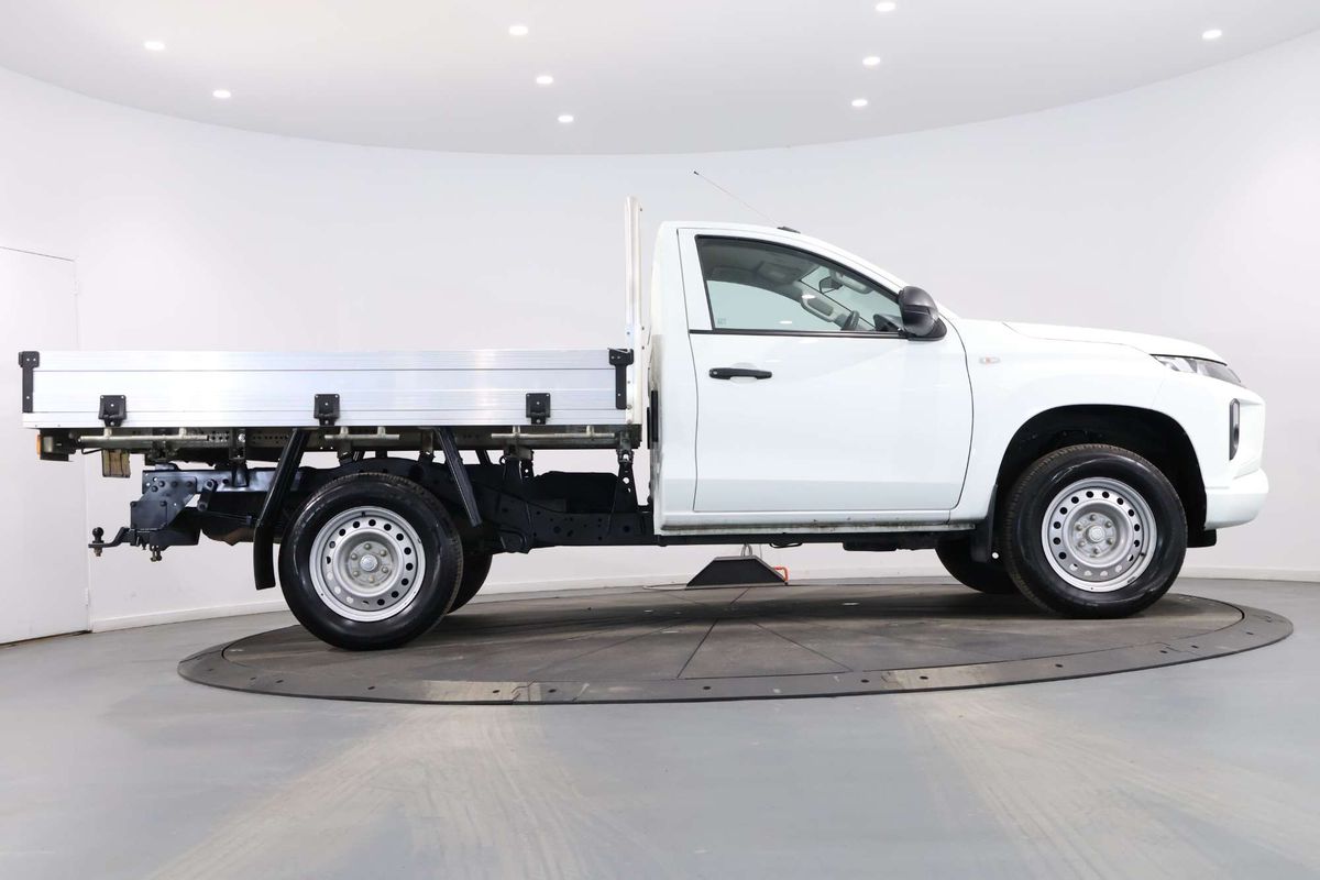 2021 Mitsubishi Triton GLX MR 4X4