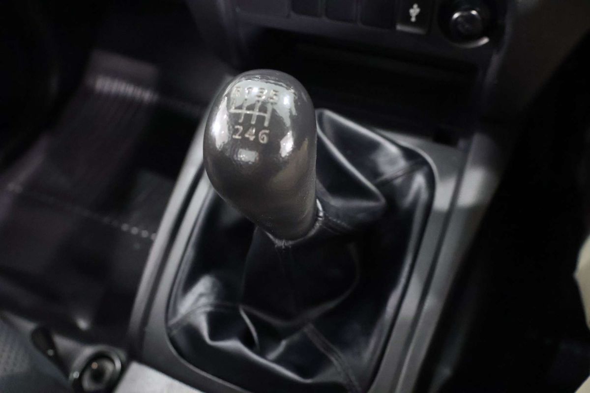 2021 Mitsubishi Triton GLX MR 4X4