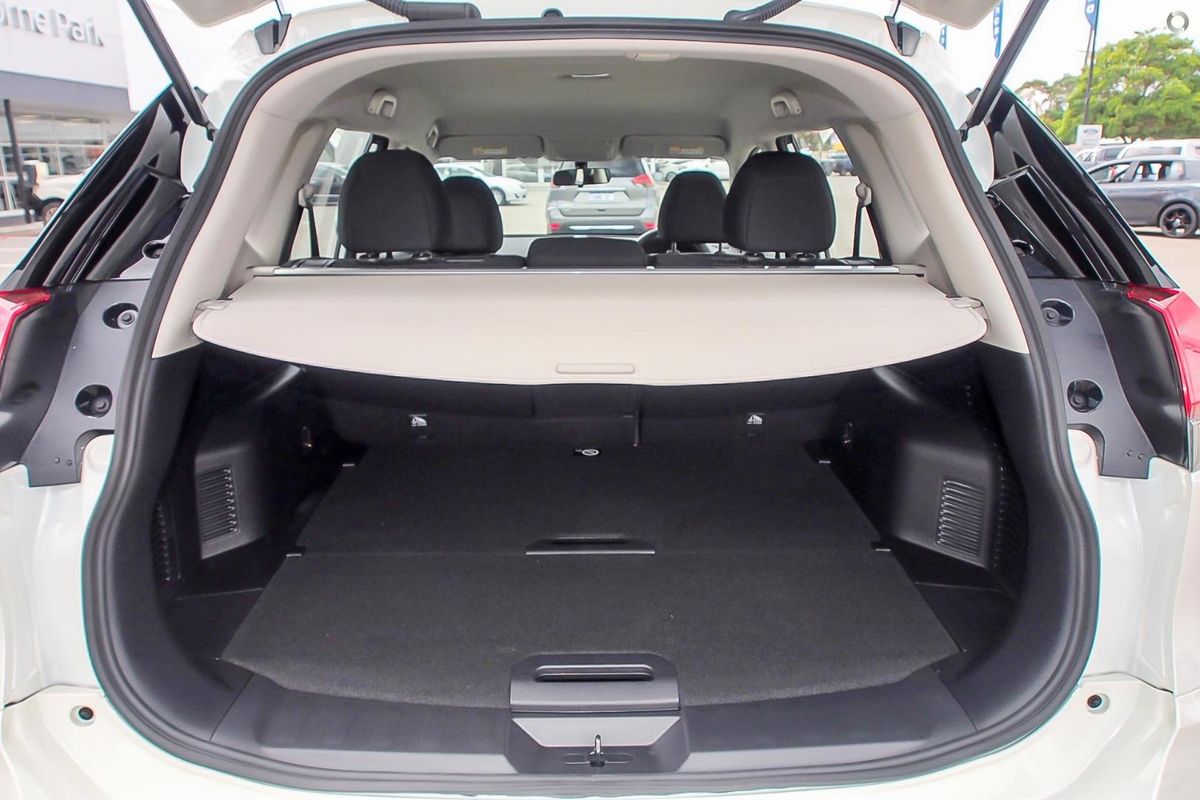 2021 Nissan X-TRAIL ST T32
