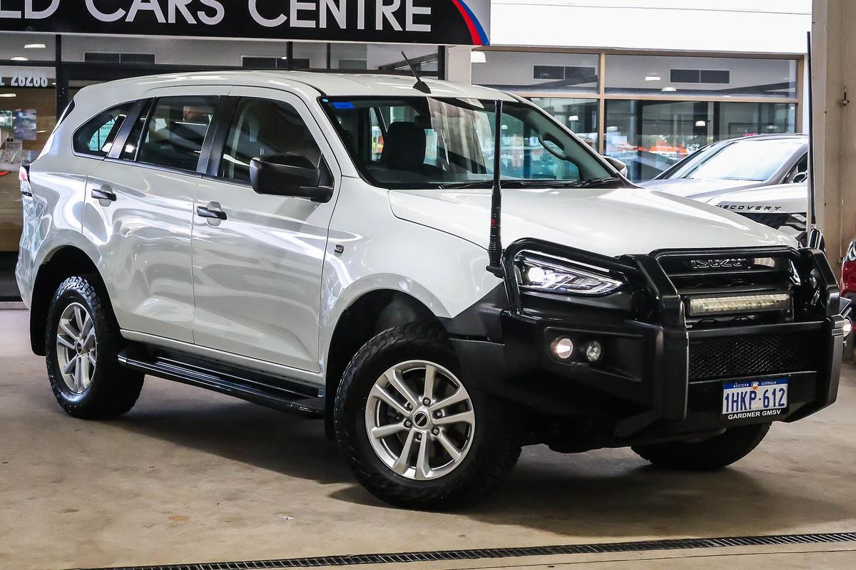 2021 Isuzu MU-X LS-M