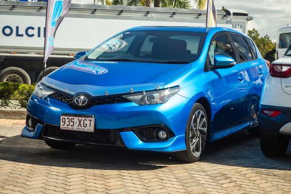 2017 Toyota Corolla SX ZRE182R