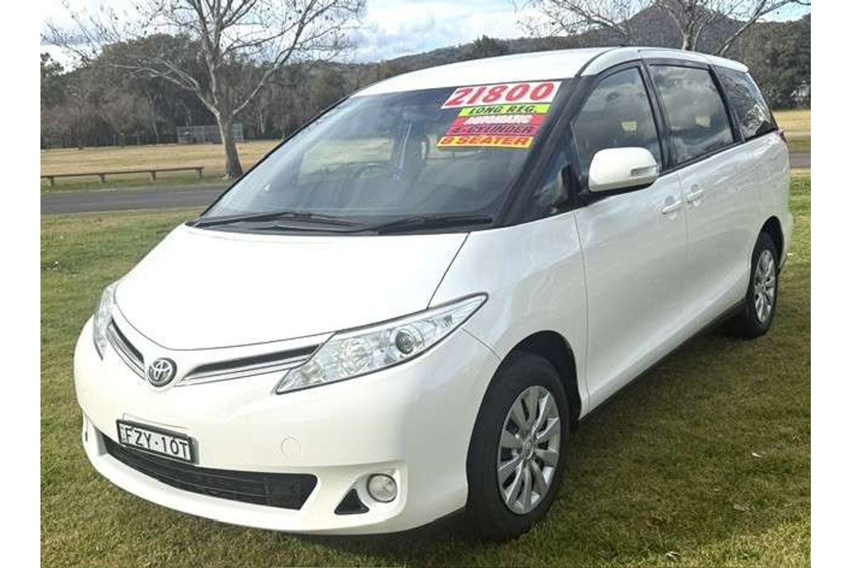 2017 Toyota Tarago GLi ACR50R