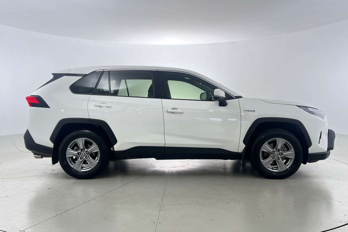 2022 Toyota RAV4 GX AXAH52R