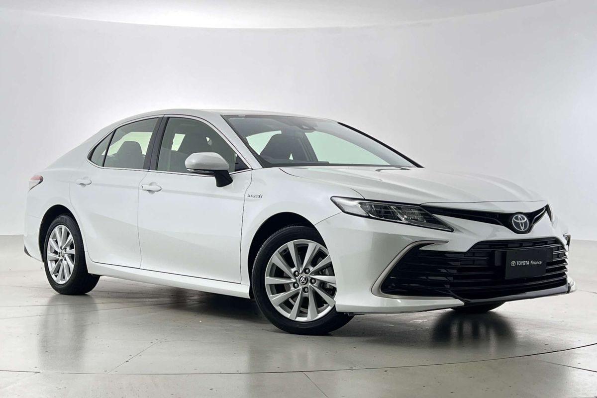 2024 Toyota Camry Ascent AXVH70R