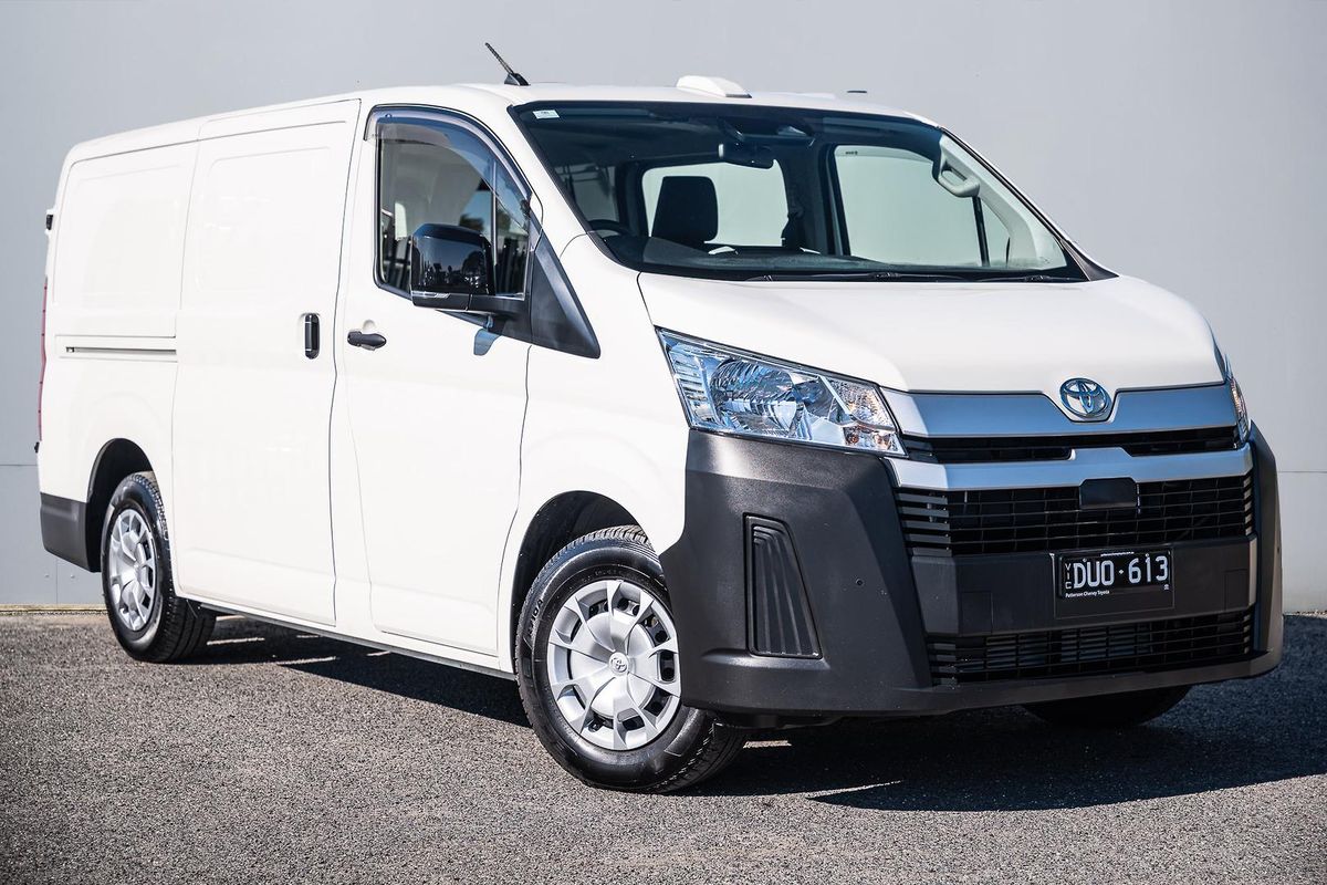 2025 Toyota Hiace GDH300R LWB