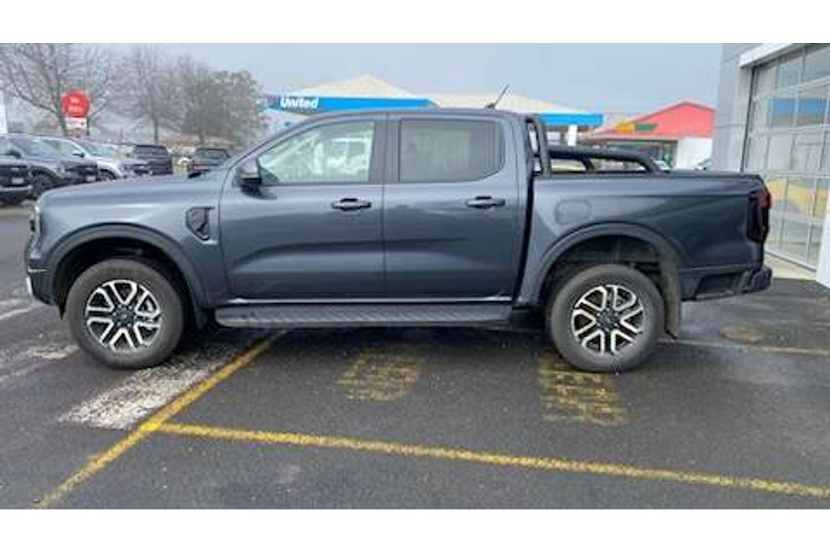 2025 Ford Ranger Sport 4X4 2.0L image 4