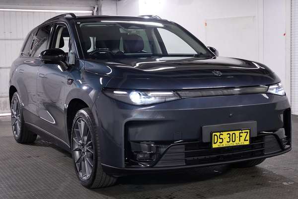 2025 Leapmotor C10 Design B11