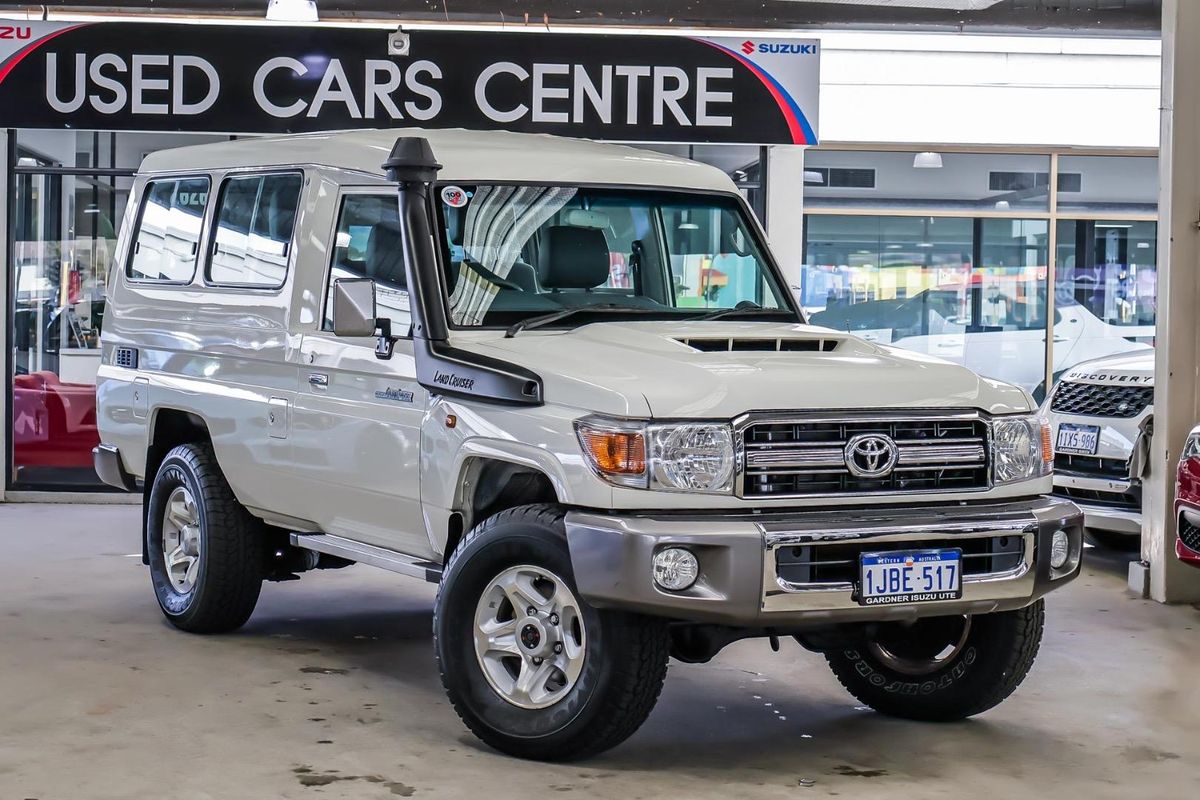 2022 Toyota Landcruiser GXL Troopcarrier VDJ78R