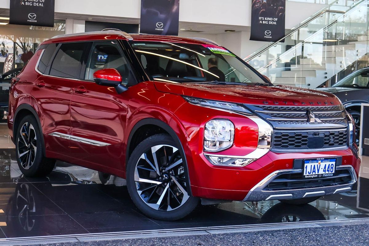 2021 Mitsubishi Outlander Exceed ZM