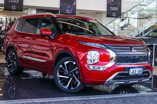 2021 Mitsubishi Outlander Exceed ZM