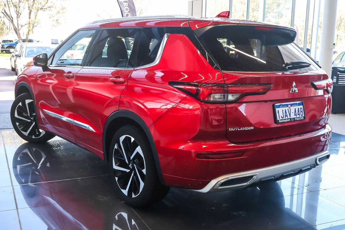 2021 Mitsubishi Outlander Exceed ZM