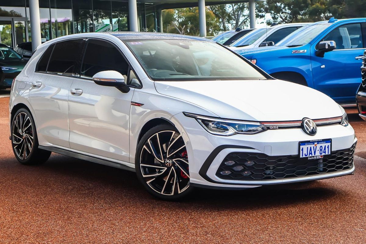 2024 Volkswagen Golf GTI 8