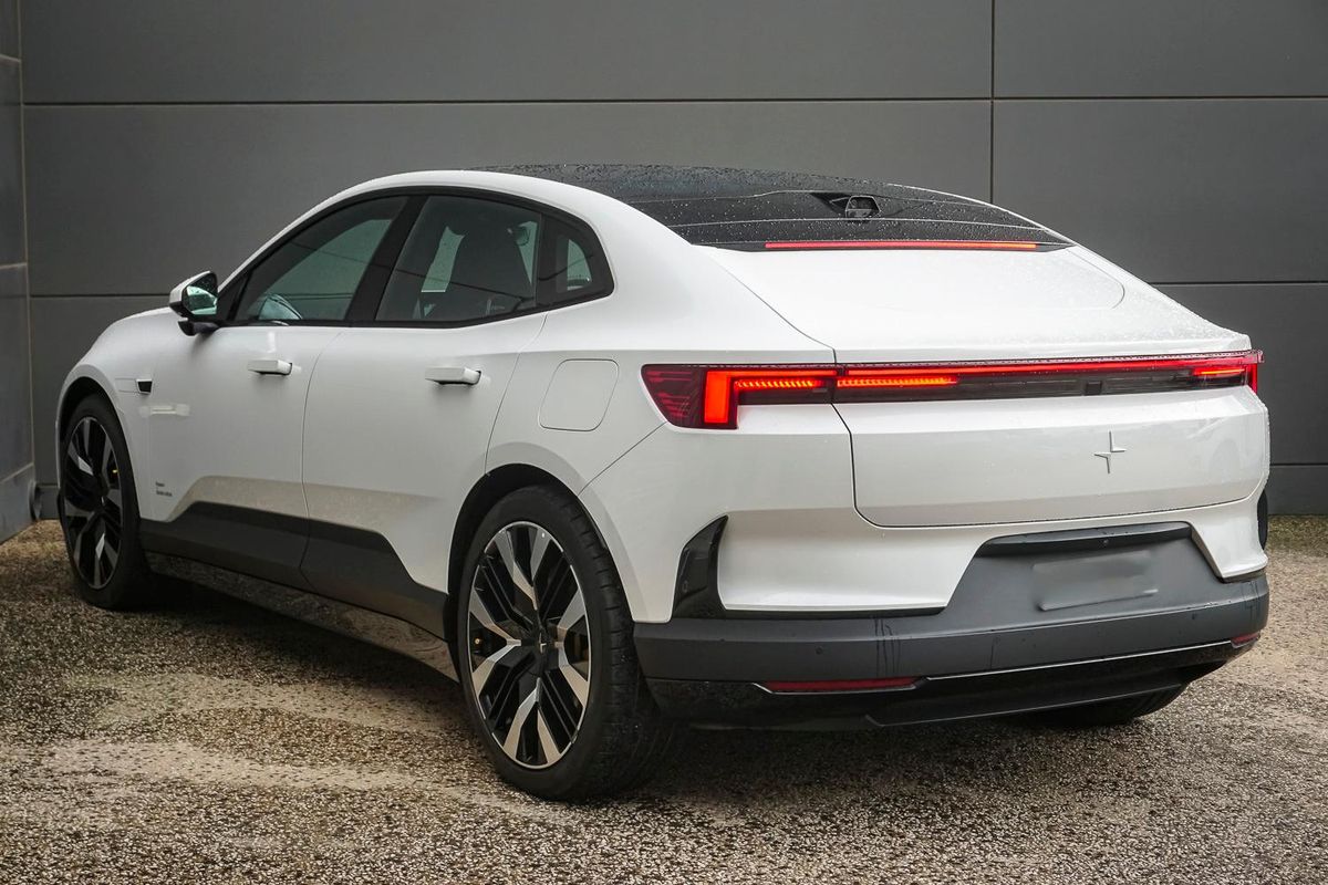 2025 Polestar 4 Long range Dual motor