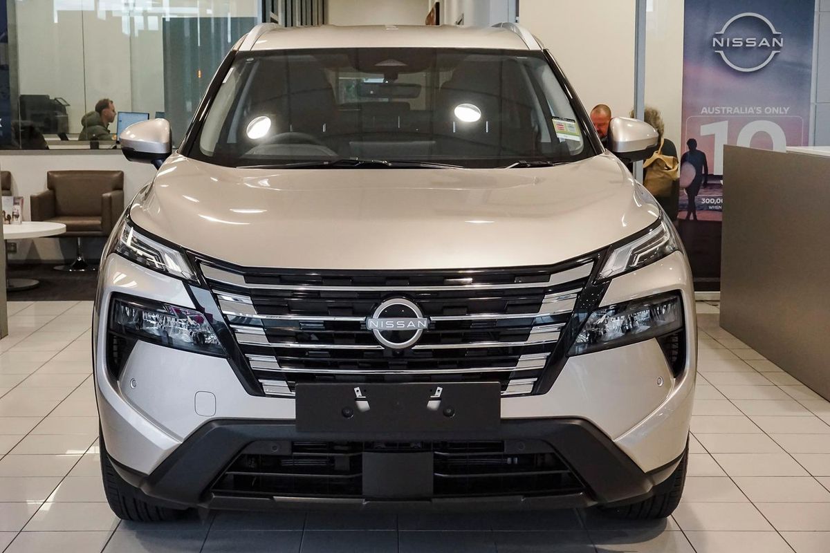2026 Nissan X-TRAIL ST-L T33