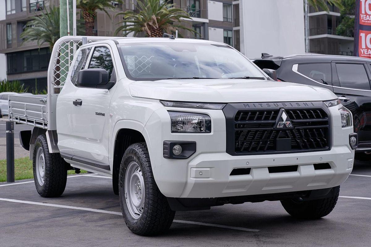 2026 Mitsubishi Triton GLX MV 4X4