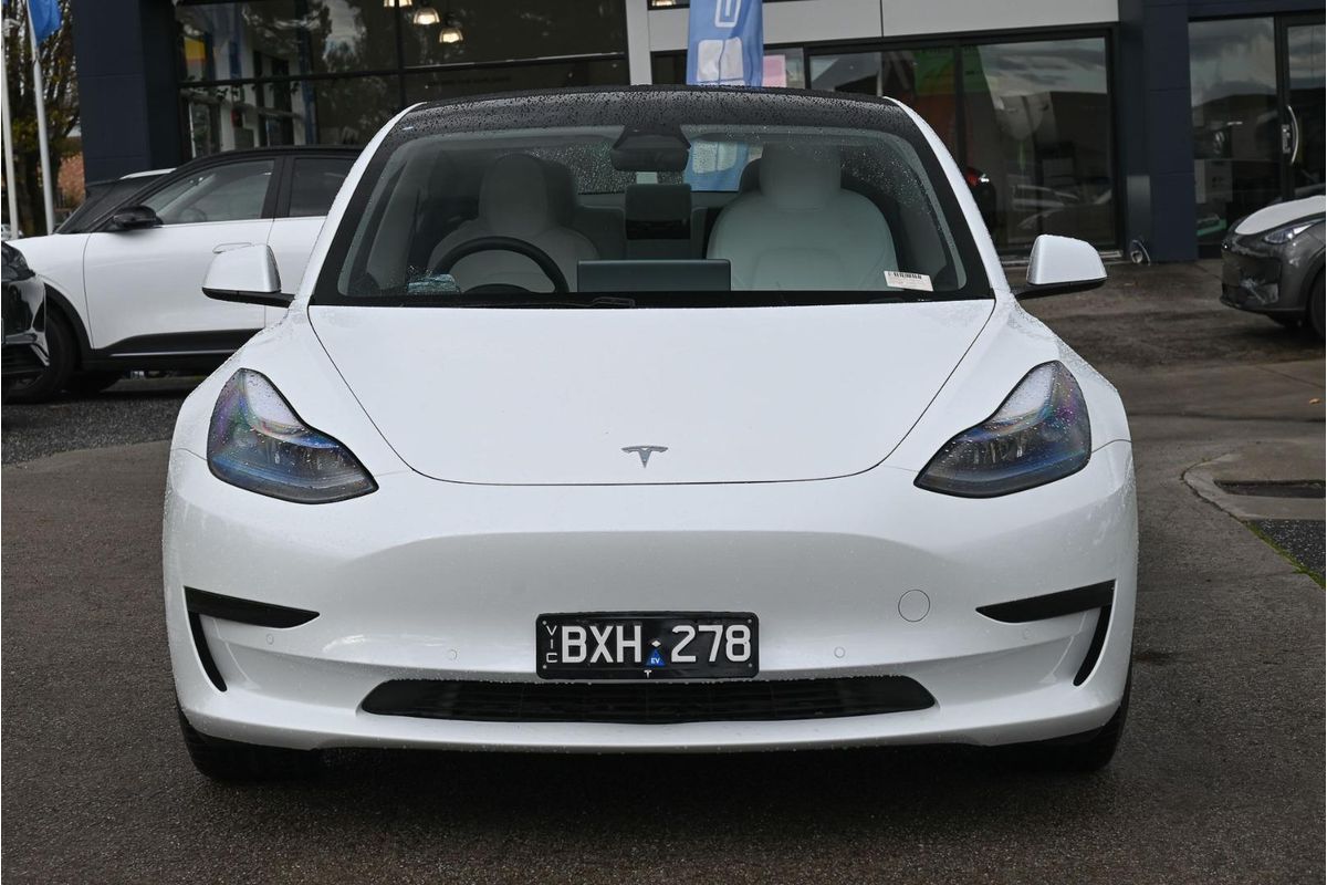2022 Tesla Model 3 Rear-Wheel Drive