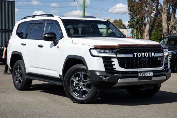 2022 Toyota Landcruiser GR Sport FJA300R
