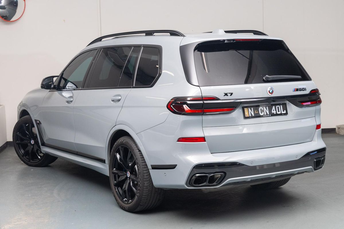 2024 BMW X7 M60i G07 LCI