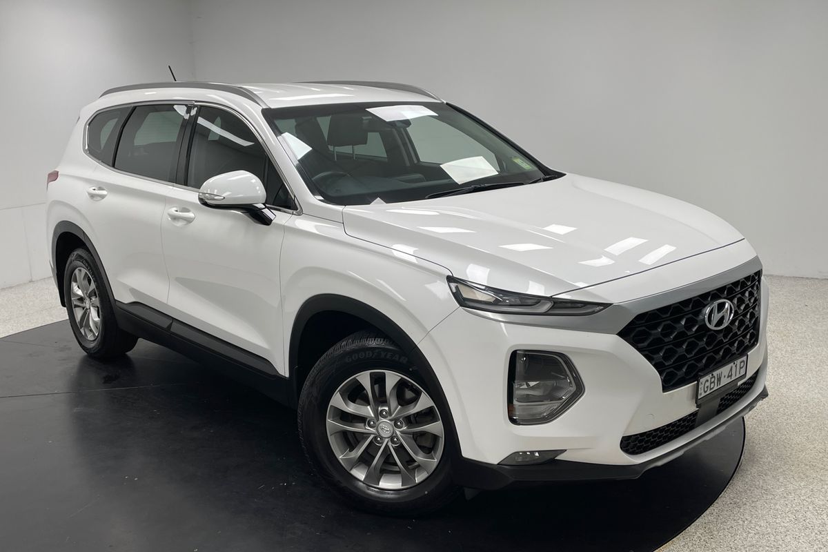 2019 Hyundai Santa Fe Active TM.2