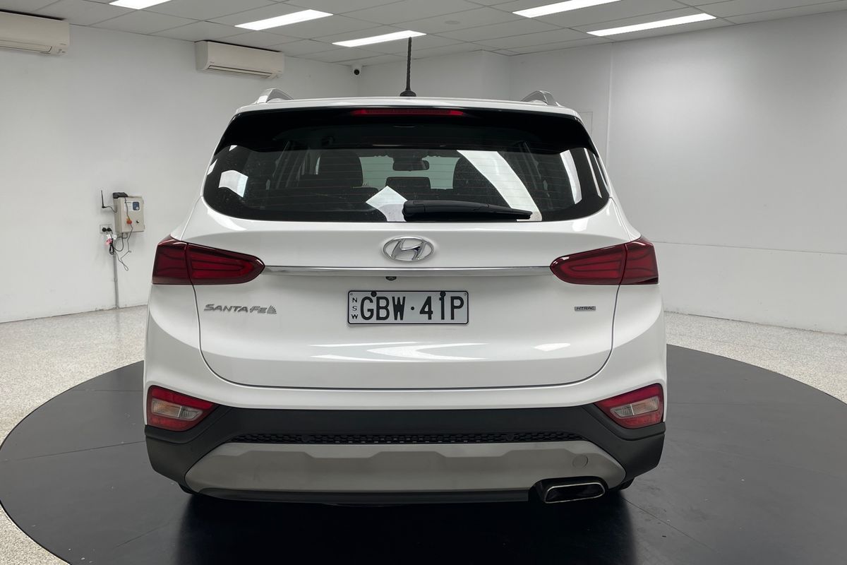 2019 Hyundai Santa Fe Active TM.2
