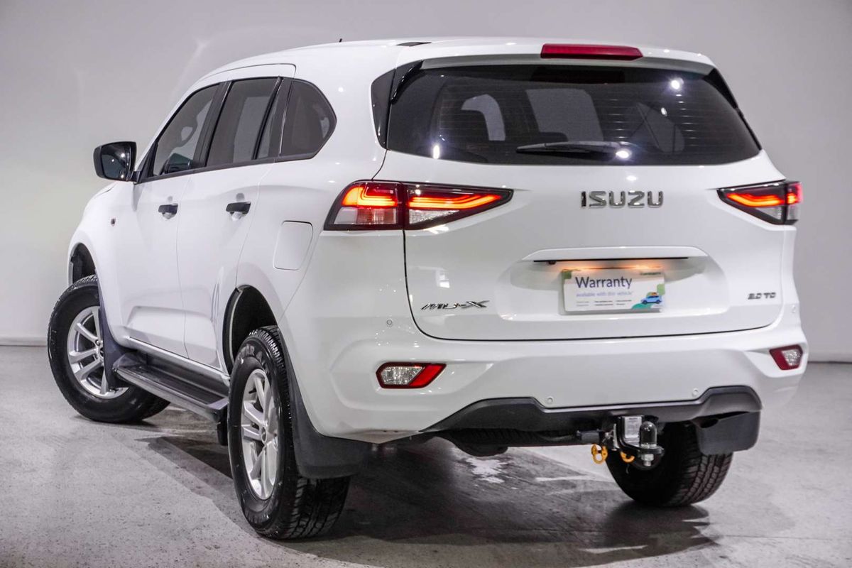2022 Isuzu MU-X LS-M