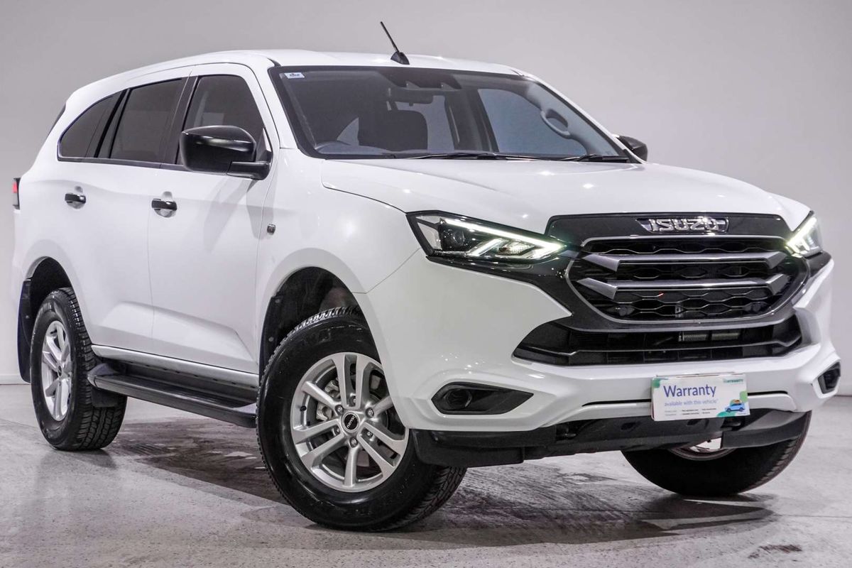 2022 Isuzu MU-X LS-M