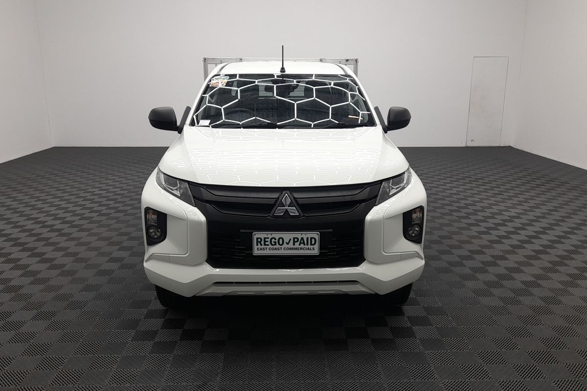 2022 Mitsubishi Triton GLX MR 4X4