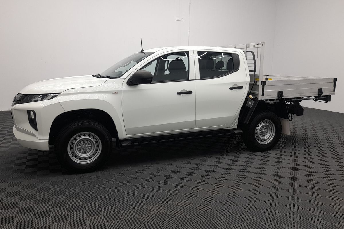 2022 Mitsubishi Triton GLX MR 4X4