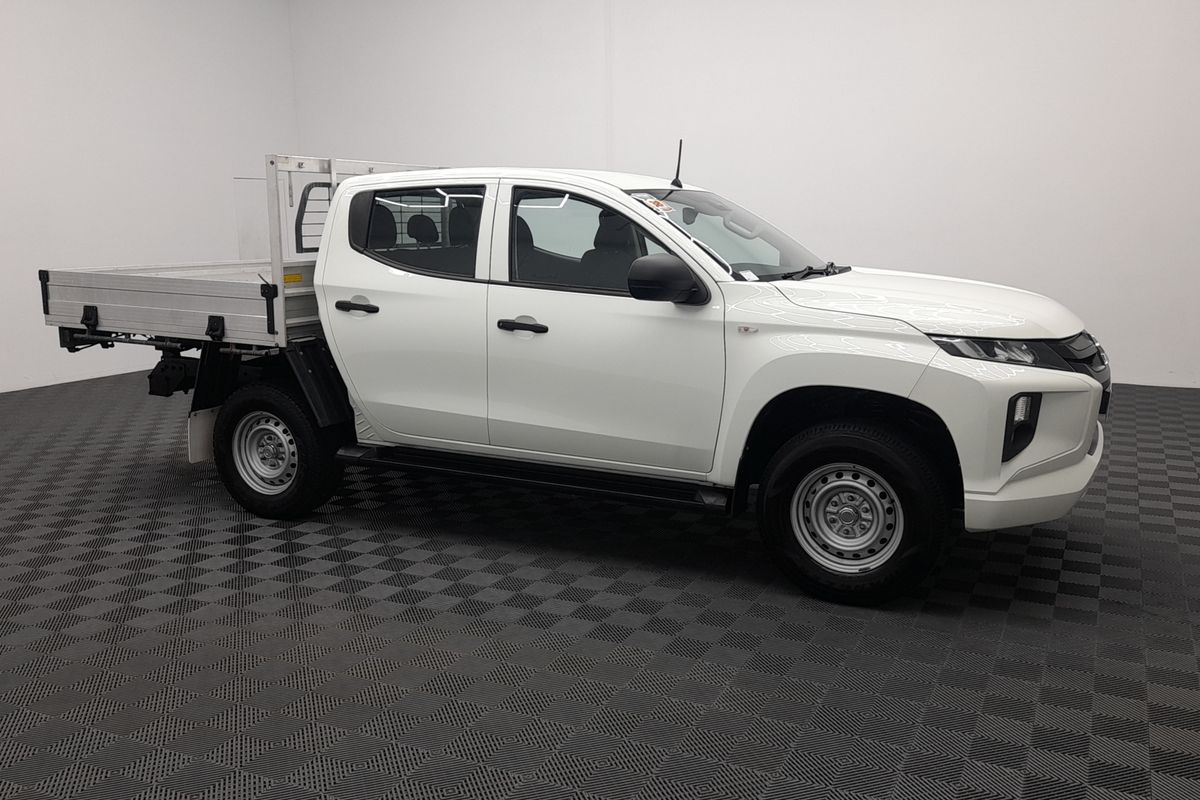 2022 Mitsubishi Triton GLX MR 4X4