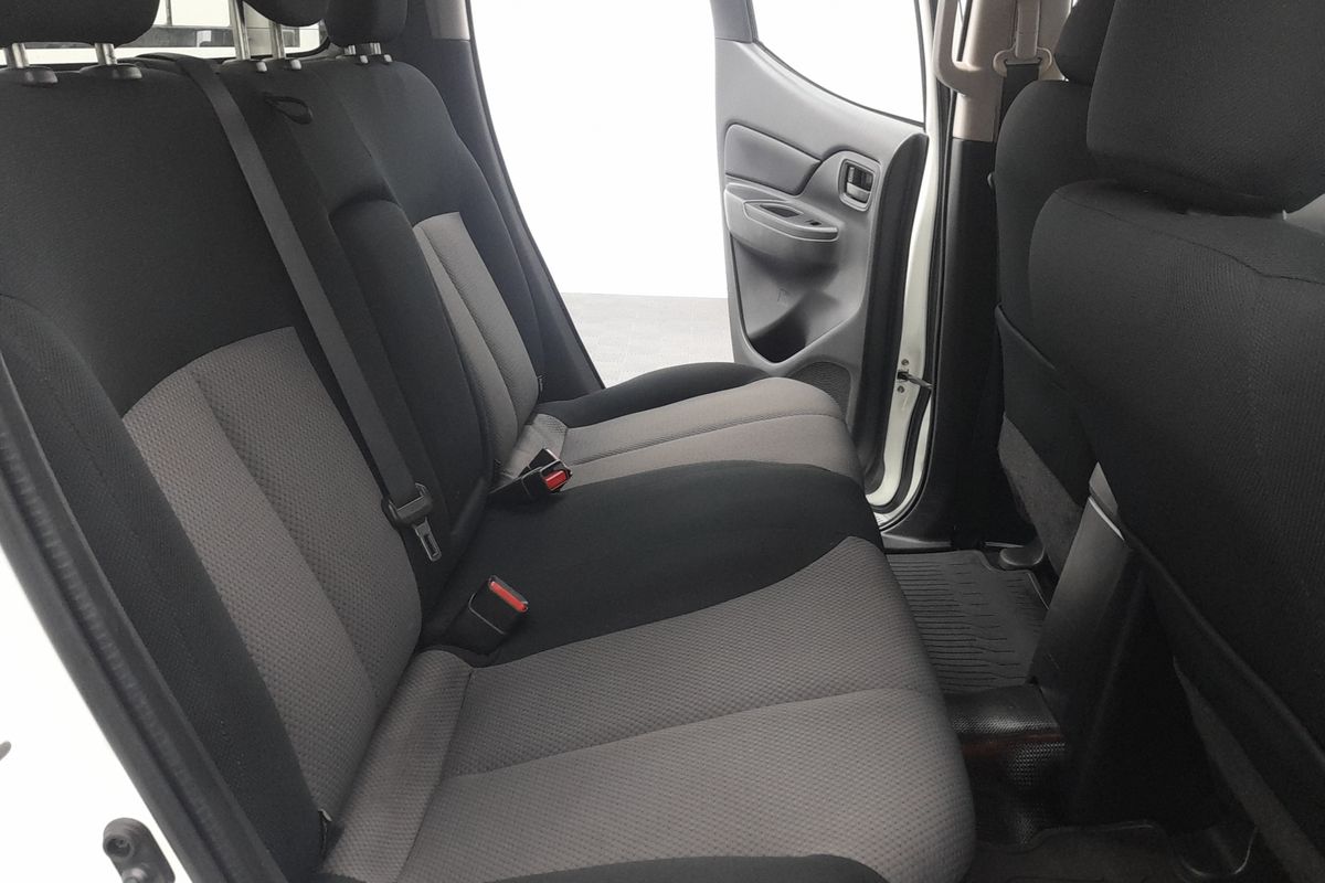 2022 Mitsubishi Triton GLX MR 4X4