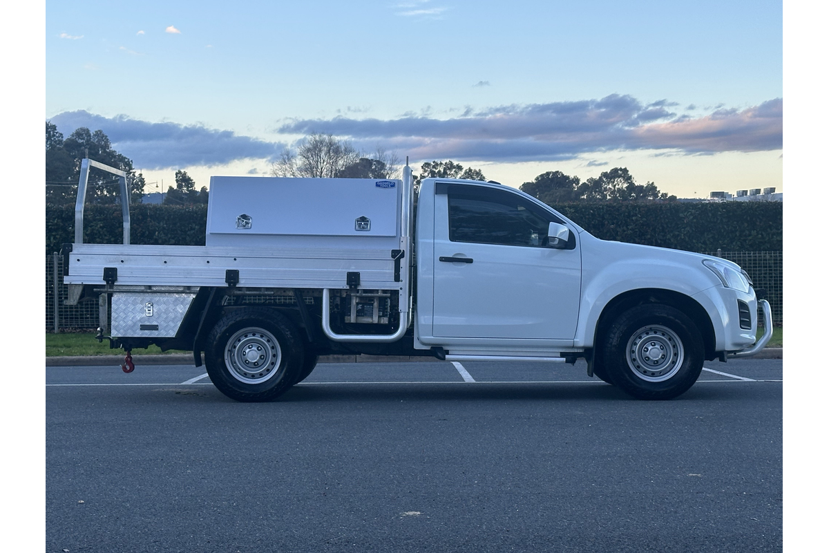 2017 Isuzu D-MAX SX High Ride Rear Wheel Drive