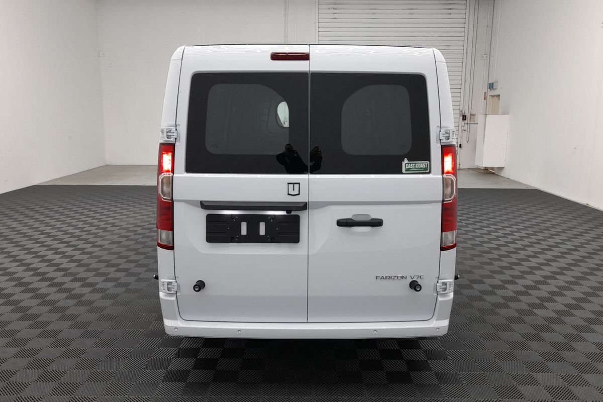 2026 Farizon V7E Standard Range Low Roof