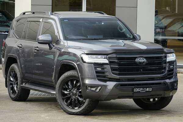 2024 Toyota Landcruiser Sahara ZX FJA300R