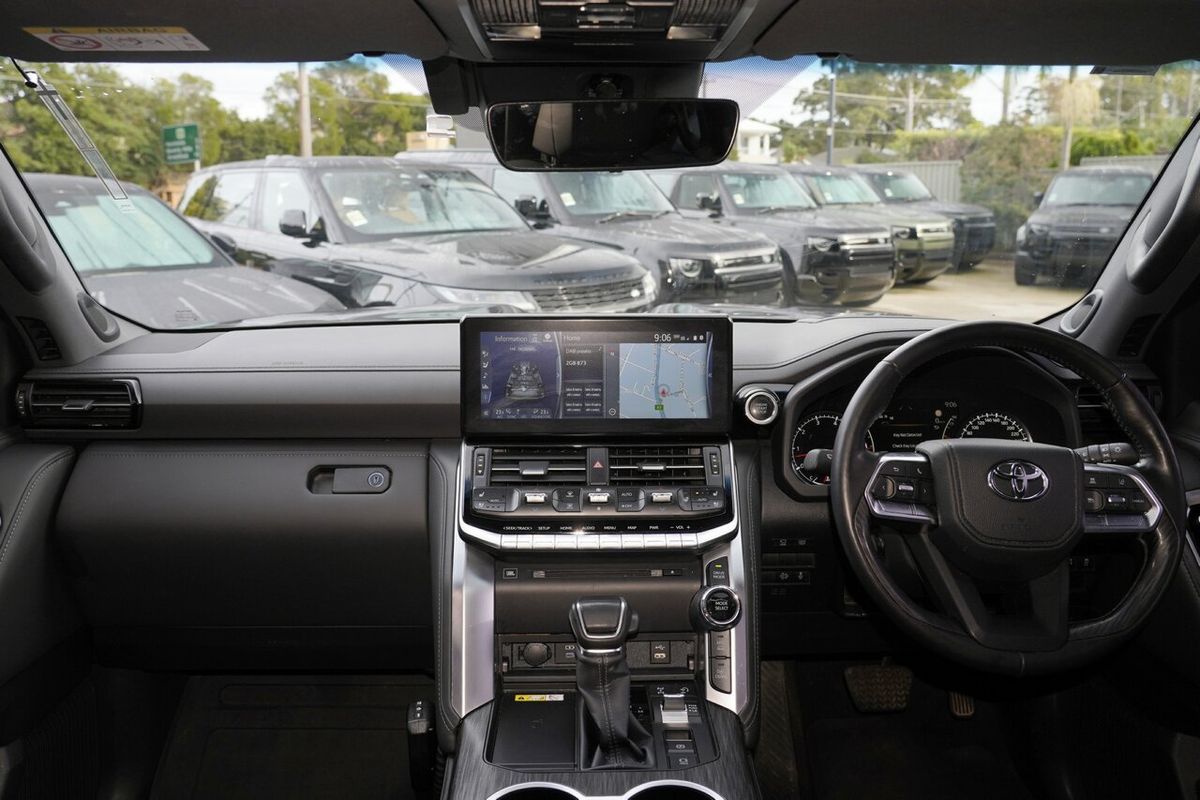 2024 Toyota Landcruiser Sahara ZX FJA300R