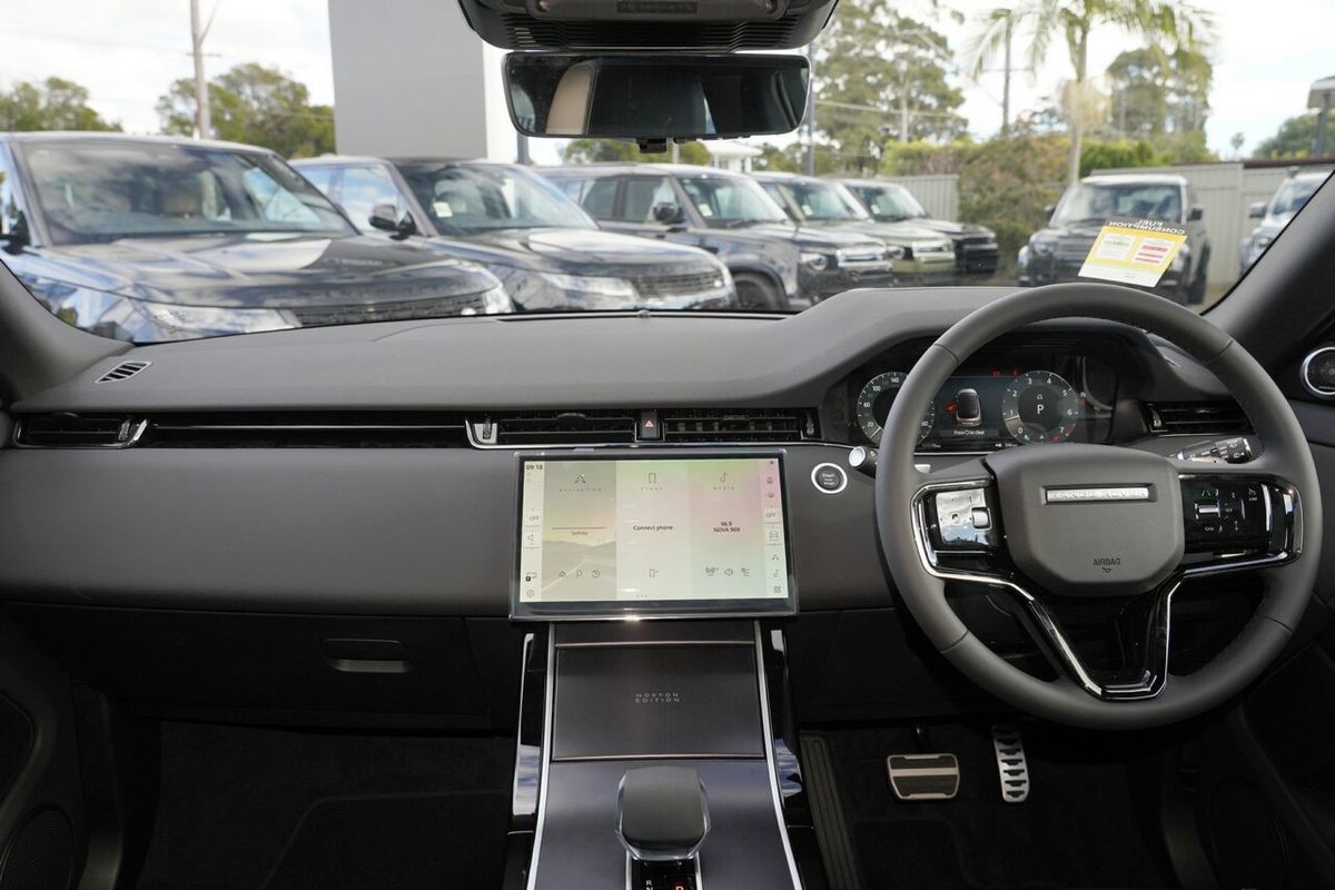 2026 Land Rover Range Rover Evoque P250 Hoxton Edition L551